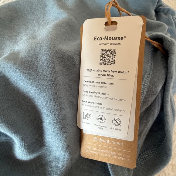 OGL Thermal Ruched Sides Tuckable Mockneck Top - Picture 8 of 8